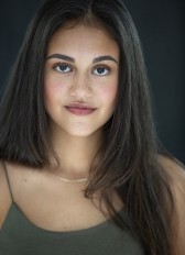 Lilia Lotfinia
